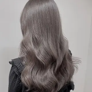 ミディアム カラー ヘアアレンジ ネイル マツエク・マツパ ベージュグレージュ 💕しゅーじ💕のヘアスタイル