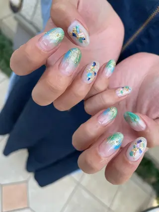 ロング カラー ヘアアレンジ キッズ ネイル マツエク・マツパ アイブロウ 福田 加奈のネイルデザイン