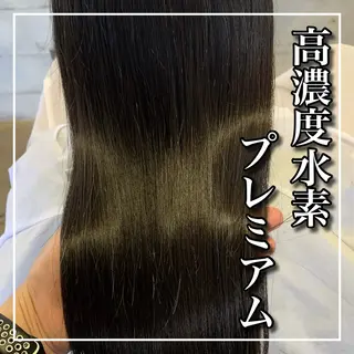 ロング カラー ワダ カイのヘアスタイル
