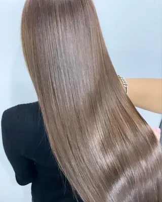 セミロング カラー 髪質改善/艶髪No1 L.I.G代表　吉川のヘアスタイル