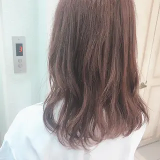 セミロング カラー TRENCH 自由が丘所属・TRENCH　相澤 果歩のヘアスタイル