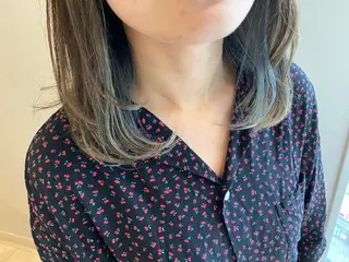 ミディアム カラー 高橋恵🌈生え癖改善 ウルフ/レイヤーのヘアスタイル