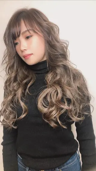 ロング ELLE salon /ayakaのヘアスタイル
