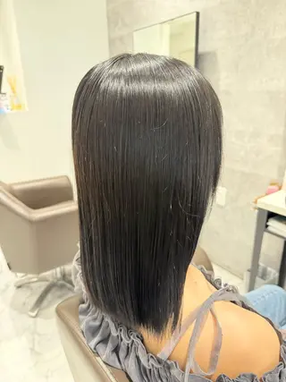 カラー 久野 結生のヘアスタイル