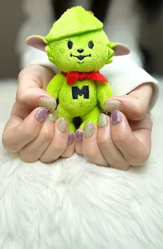 ネイル IRY nail 黒須莉奈のネイルデザイン