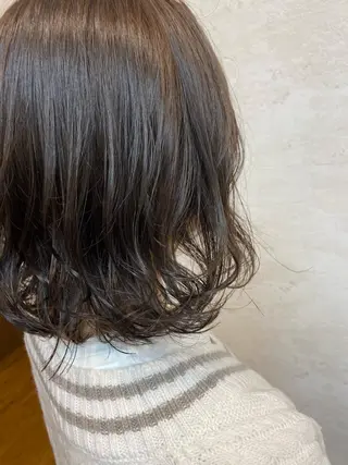 ミディアム カラー ALLY/ あゆみのヘアスタイル