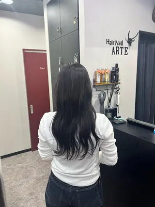 ロング カラー 友滝 真菜美のヘアスタイル