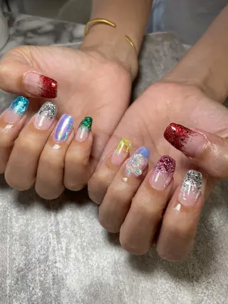 ネイル 蓑原 佳央里のネイルデザイン