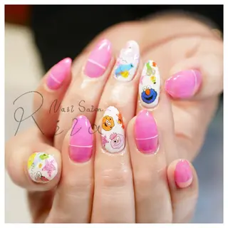 ネイル Nail salon Rilaのネイルデザイン