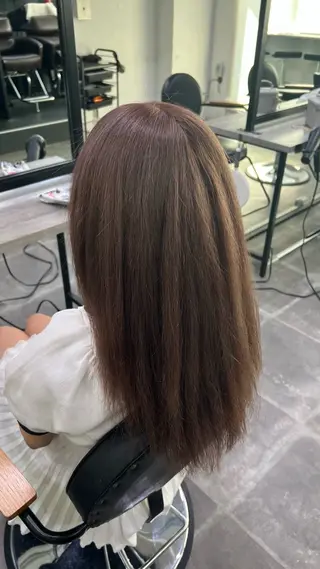 カラー 竹川 りょうのヘアスタイル