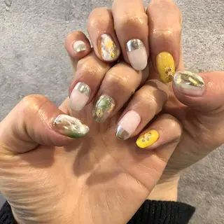 ネイル _white 上本町店のネイルデザイン