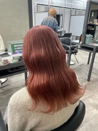 セミロング 🧋ミルクティーカラ ー🧋特化小林拓登のヘアスタイル