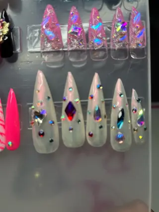 ネイル 川崎 友美のネイルデザイン