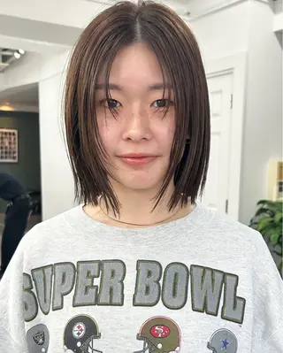 ミディアム カラー レイヤーボブ/ 艶カラー/サナ🌼のヘアスタイル