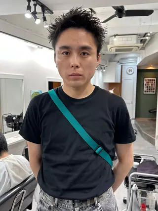 ショート メンズ グランジヘア 無造作ヘアHYUGAのヘアスタイル