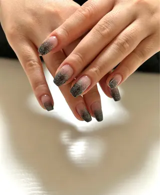 ネイル colors荻窪所属・Colors 荻窪のネイルデザイン