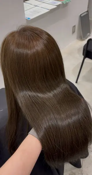 ロング 羽鳥 菜々子のヘアスタイル