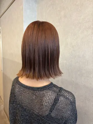ミディアム 榊原由乃佳/切りっぱ なし/顔まわりカットのヘアスタイル