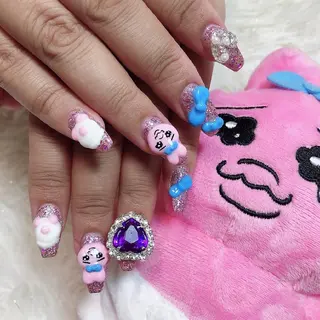 ロング ネイル ☺︎山部 志麻☺︎のネイルデザイン