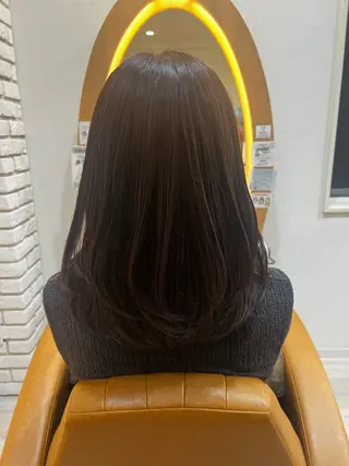 セミロング adorableけやき通り店所属・adorable 小西彩里のヘアスタイル