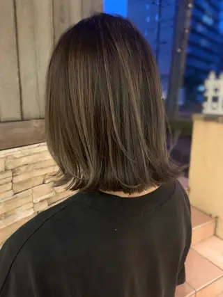 ミディアム Pēji所属・松村 総のヘアスタイル