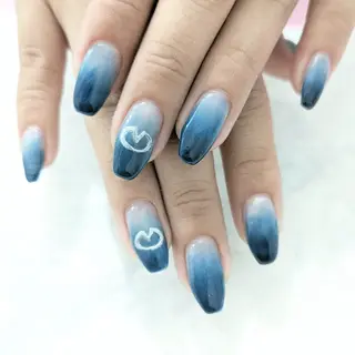 ネイル Gerbera Nailistのネイルデザイン