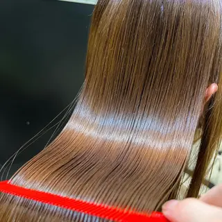 セミロング 髪質改善IENA店長 小泉拓のヘアスタイル