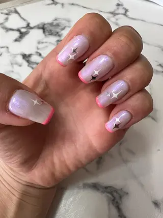 ネイル Luminous ⭐︎のネイルデザイン