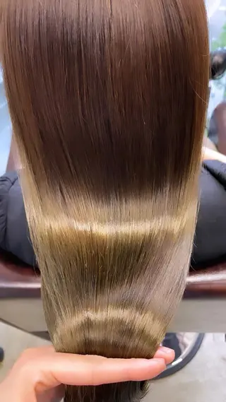 セミロング youres  hair恵比寿本店所属・🌈髪質改善 /成田ありさのヘアスタイル