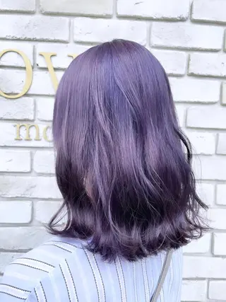 ミディアム 倉林隆一🐈 ダブルカラー/艶髪のヘアスタイル