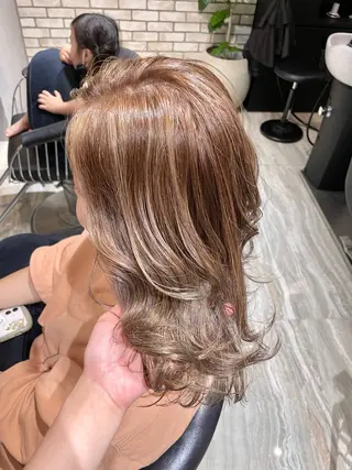 ミディアム F.所属・miku 🍑髪質改善サロンのヘアスタイル