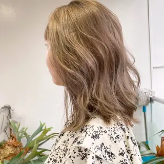 ミディアム カラー 中屋恵美🎨 Designカラーのヘアスタイル