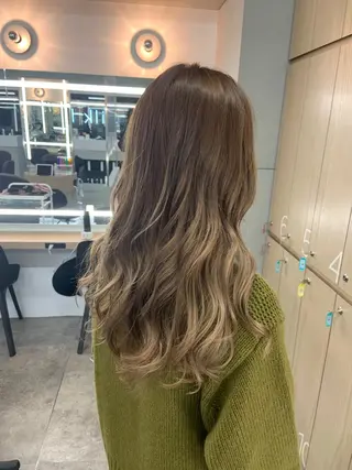 ロング AUBE HAIR Sunny宇都宮所属・阿見 大成のヘアスタイル
