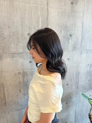 セミロング 🔅透明感カラー切田 はじめ🔆のヘアスタイル
