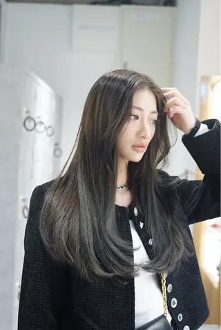ロング 月100人以上 髪質改善施術｜谷口のヘアスタイル