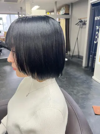 ミディアム ハイトーンカラー 坂本 翼のヘアスタイル