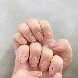 ネイル 【LILY】 ainaのネイルデザイン