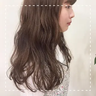 ロング カラー * 透明感カラー c h i h o *のヘアスタイル