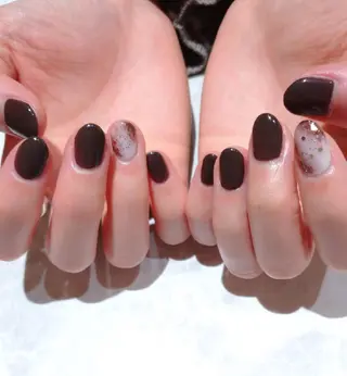 ネイル 會田 瑠衣のネイルデザイン