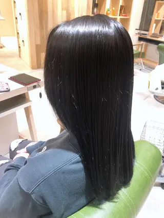 ロング EARTH志木/佐藤 氷河のヘアスタイル