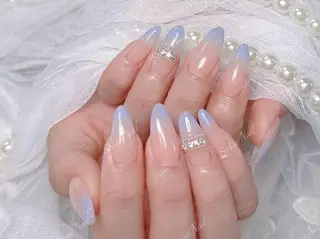ネイル Queening 🦋のネイルデザイン