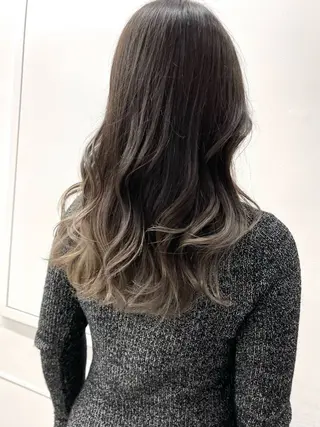 ミディアム Cielo by Siestaのヘアスタイル