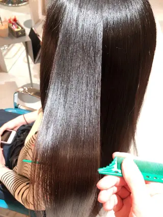 パーマ 美髪艶髪専門店 Lyrae(リラエ)所属・佐藤 宏樹のヘアスタイル