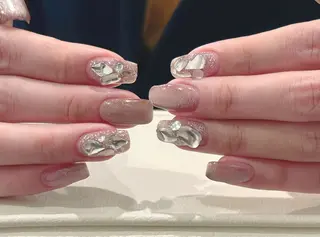 ネイル H&B 楊のネイルデザイン