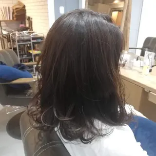 ミディアム カラー 安岡美咲✂︎ 艶カラー/髪質改善のヘアスタイル