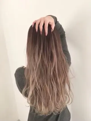 ロング 上本 真永のヘアスタイル