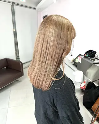 ロング Eleanor 池袋 ミカのヘアスタイル