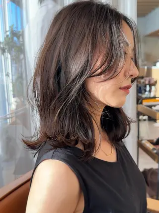 ミディアム i.+sapporo所属・ショート/レイヤー /札幌/小山内のヘアスタイル