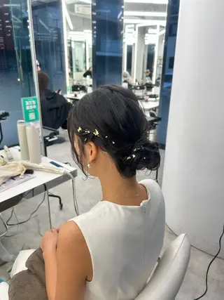 セミロング ヘアアレンジ はるか/ブリーチカラ ー/ヘアアレンジ🤍のヘアスタイル