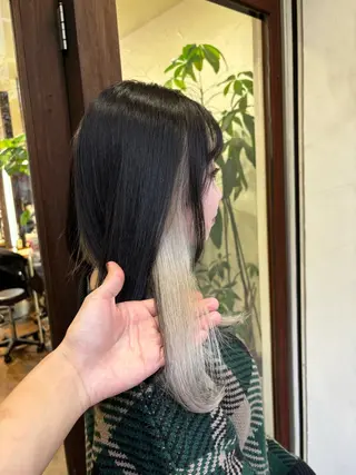 ロング カラー ブリーチ予約率90% 以上✨森山陽向のヘアスタイル